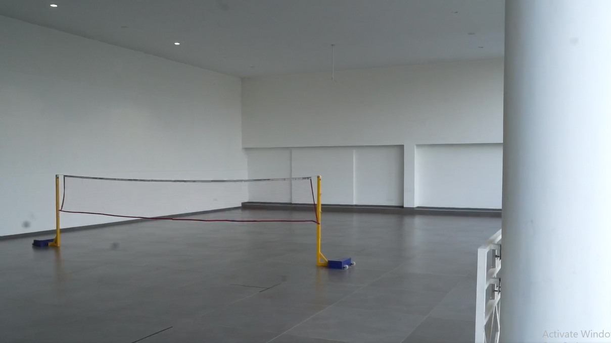Indoor/Outdoor Games Amenity