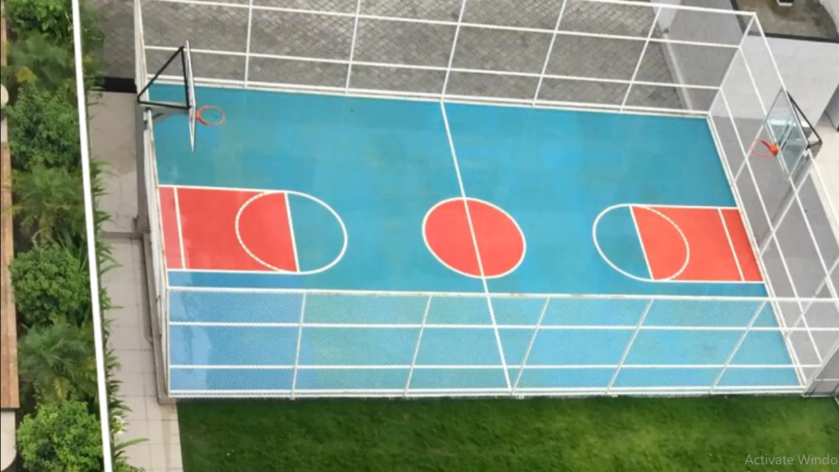 Indoor/Outdoor Games Amenity