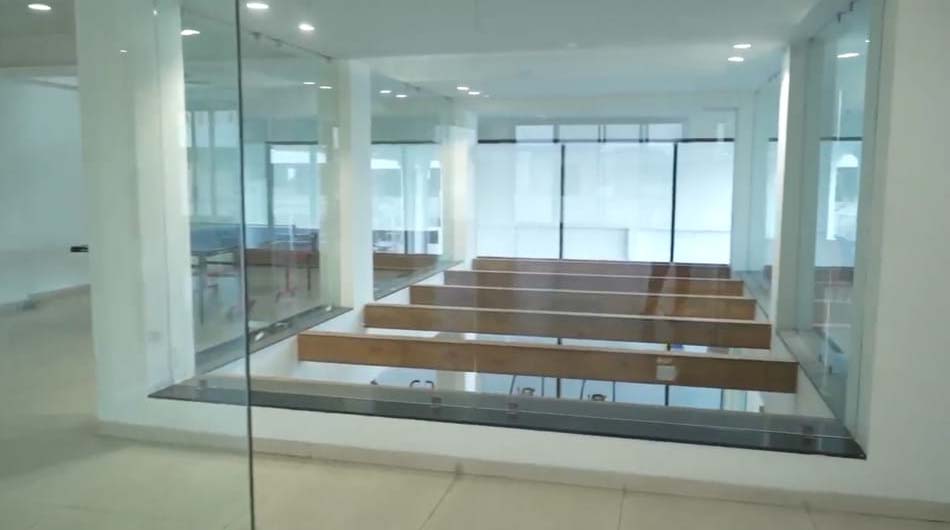 Indoor/Outdoor Games Amenity