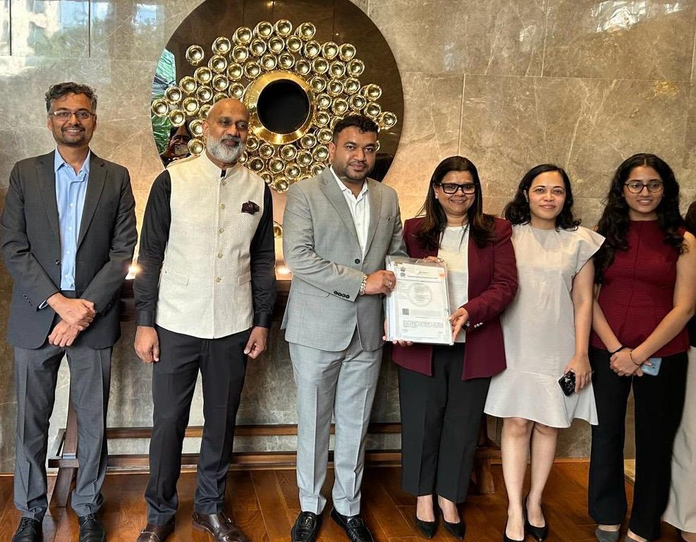 SR ग्रुप करेगा होटल इंडस्ट्री में 1 हजार करोड़ का निवेश, इंदौर में 3 बड़े लग्जरी 5 स्टार होटल के लिए मैरियट इंटरनेशल के साथ किया एमओयू; MP को मिलेगा पहला JW मैरियट - Dainik Pradesh Prakash
